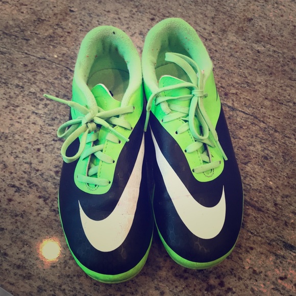 nike youth soccer cleats size chart
